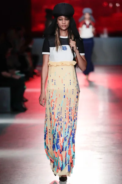 Look 44